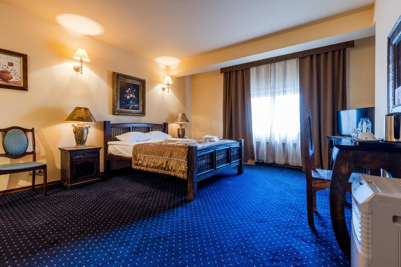 Hotel Marysin Dwor Katowice Exterior photo